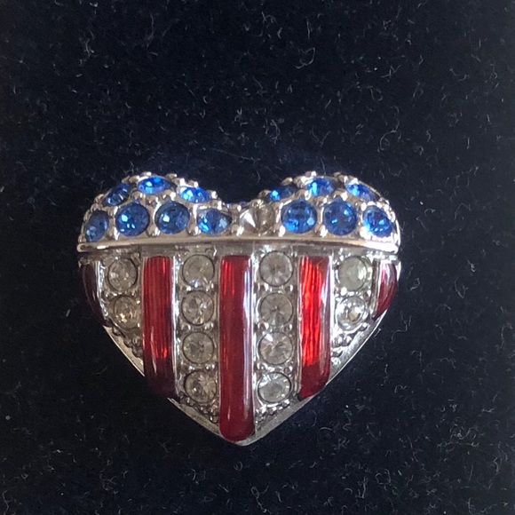 Swarovski American Flag “9/11” “Brave Heart” Pin - Picture 1 of 3